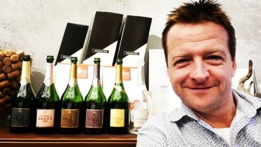https://www.facebook.com/tuupetersommelier/?fref=mentions