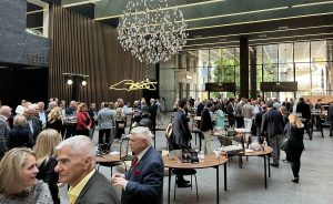 Összművészeti borgála a Hotel Kimptonban
