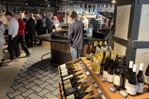 Élménydús VinAgora kóstoló a Winehub-ban