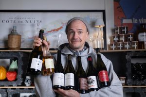 Új nemzetközi online kurzus indult a magyar borokról